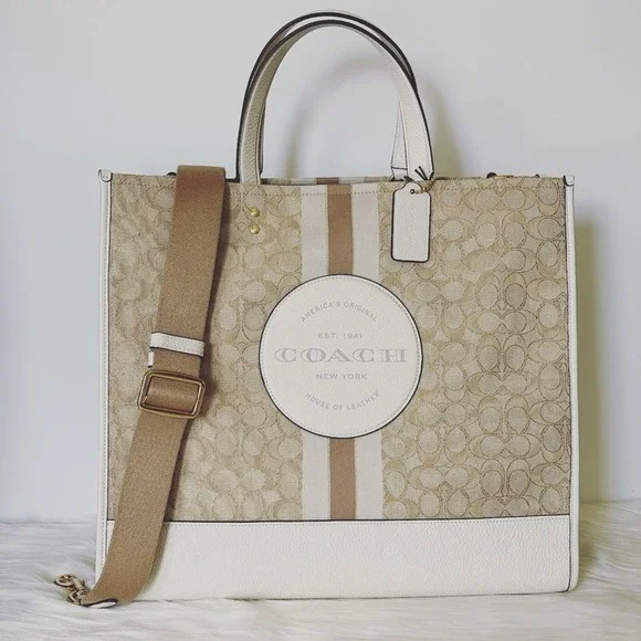 NWT💃Coach Dempsey Tote 40 In Signature Jacquard With Stripe And Coach Patch - Picture 5 of 12